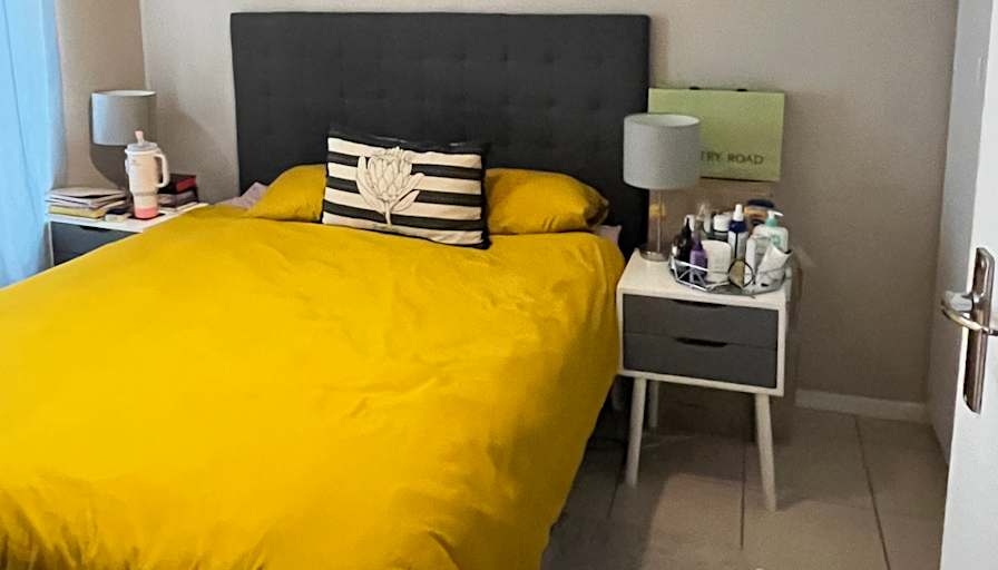 Fanele's room