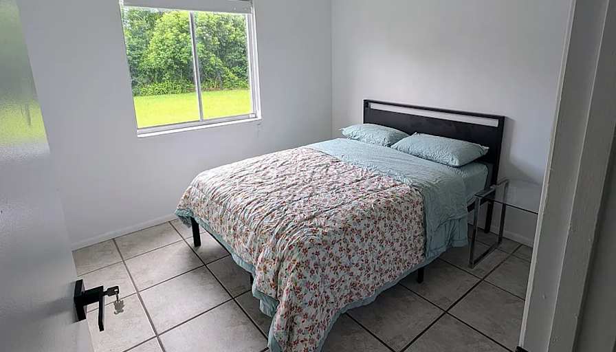Ernesto Alfonso's room