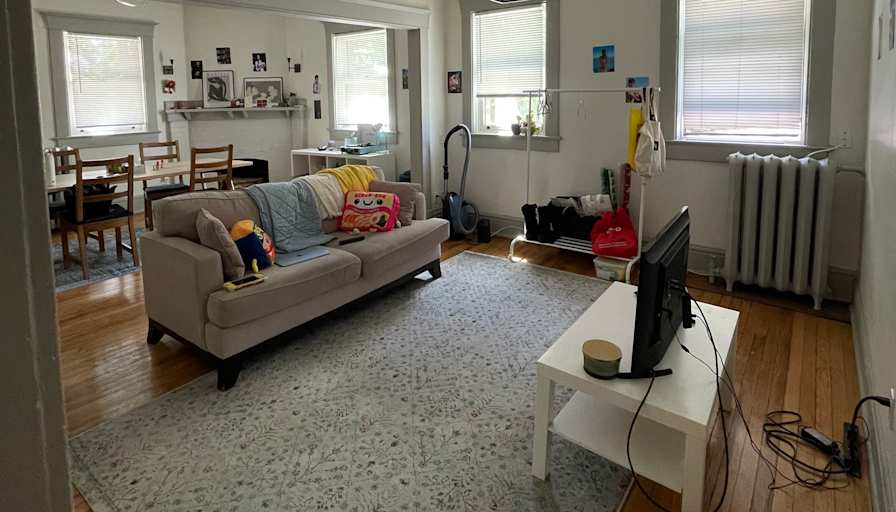 Essie's room