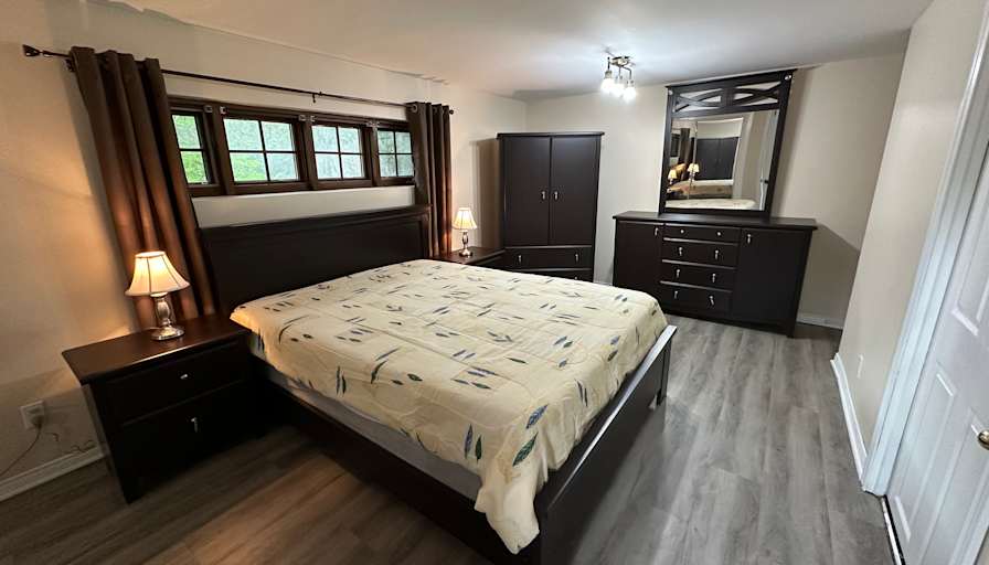 Serge's room