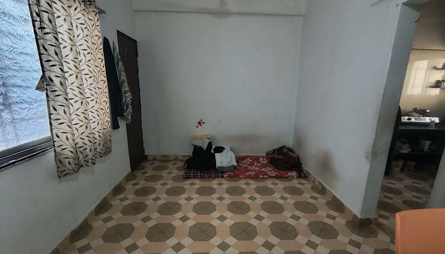 Laxman Garje's room