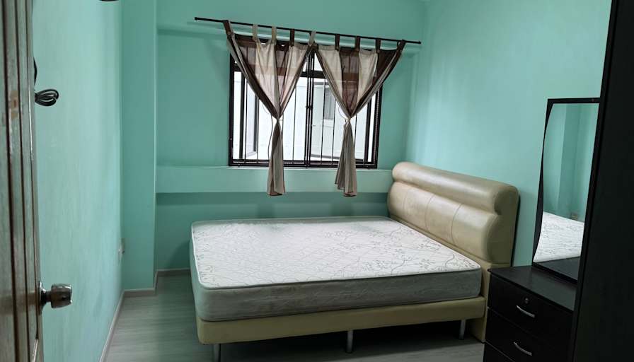Muru's room
