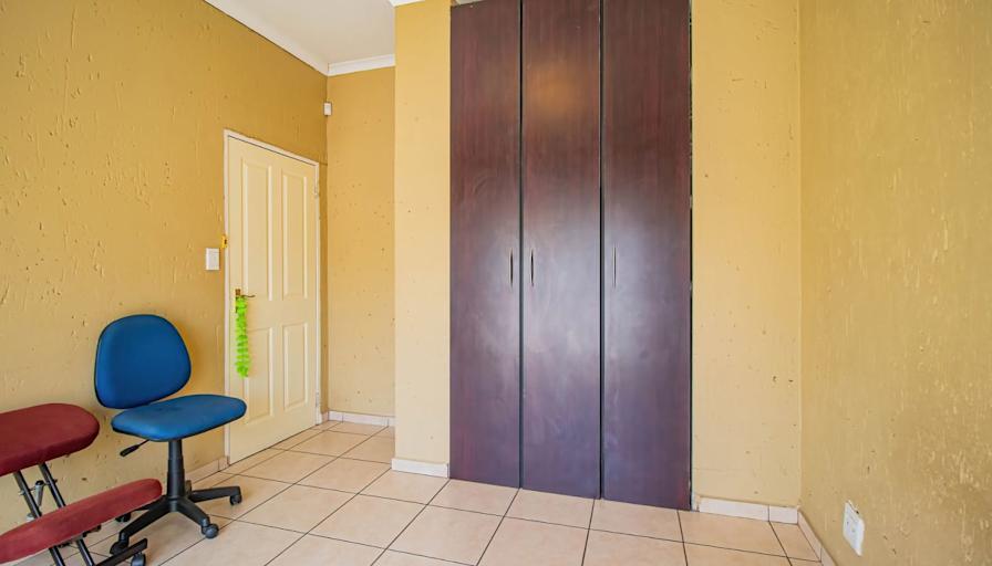 Sphesihle's room