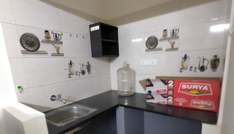 TARUN M's room