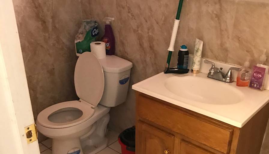 Jen's room