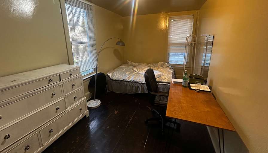 Sai's room
