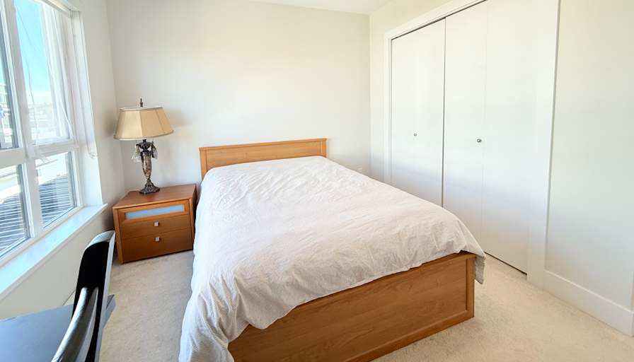 Sunny's room