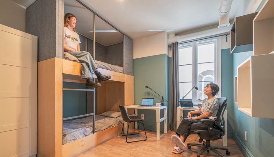 Russian Hill Coliving's room
