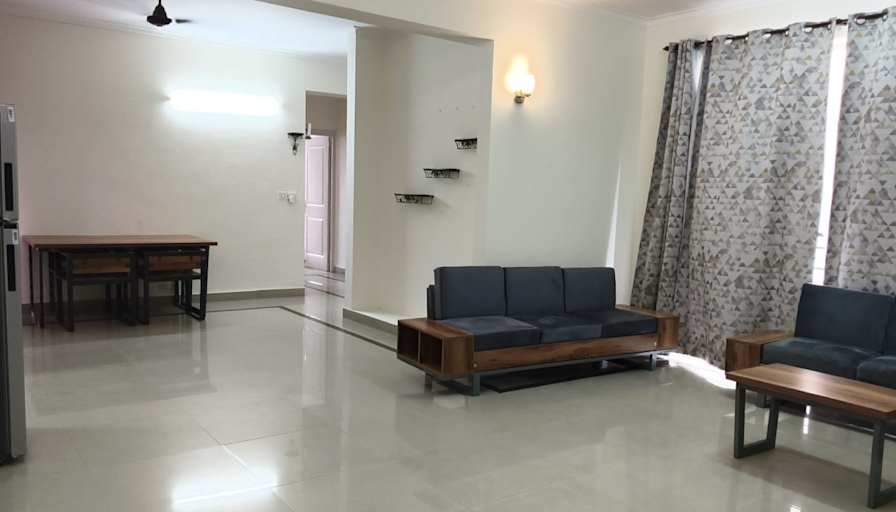 Divyanshi's room