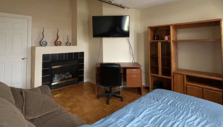 Anna's room