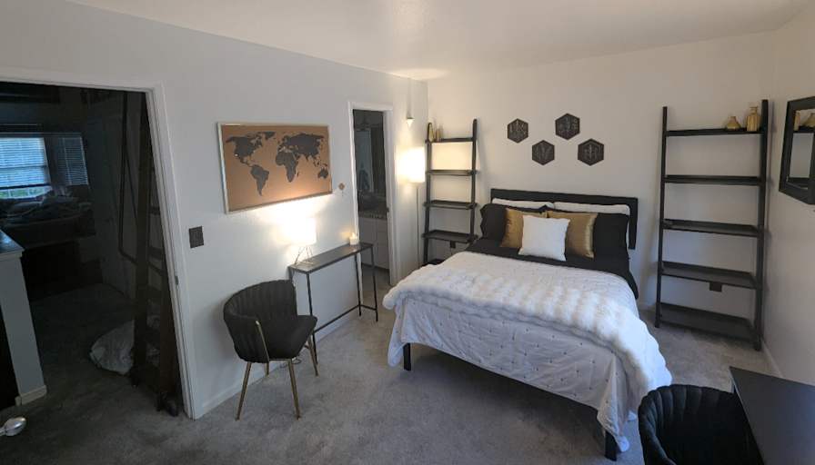 Jenifer Leahy's room