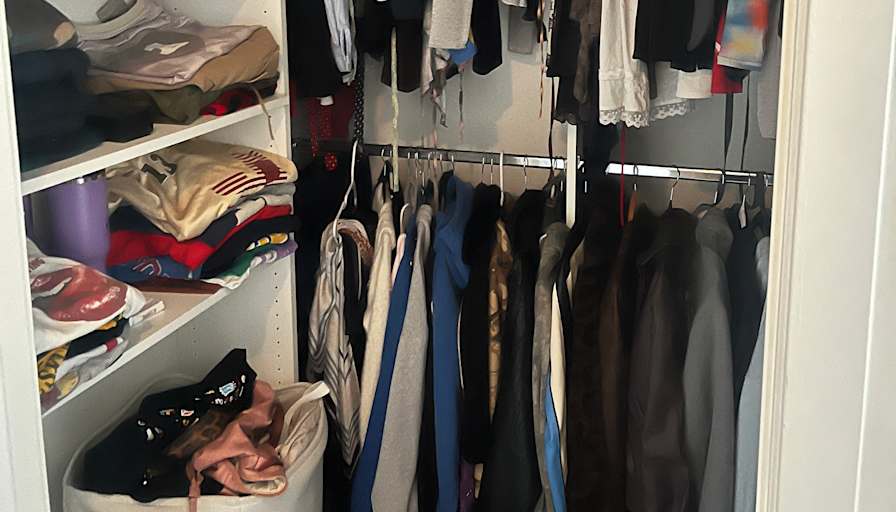 Benet's room