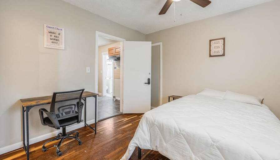 PadSplit's room