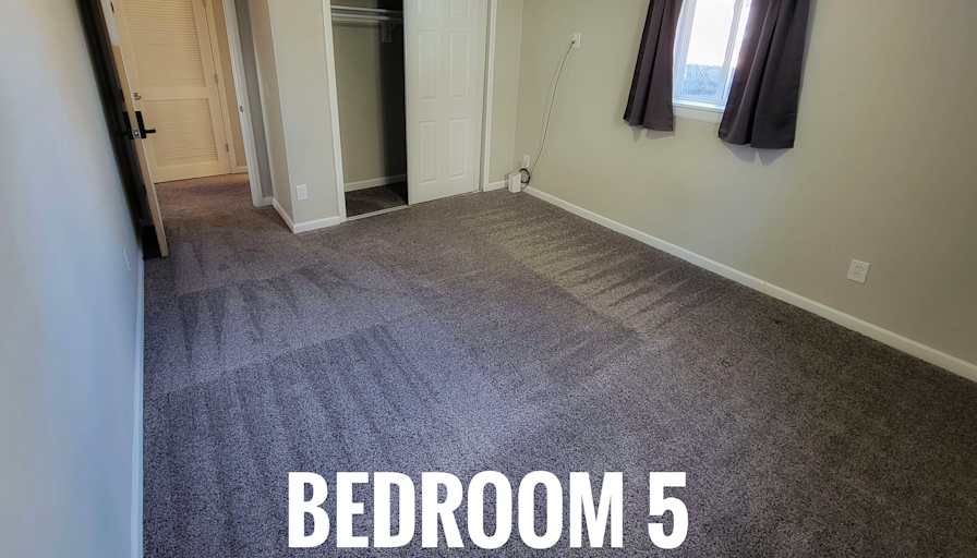 HomeCrew's room