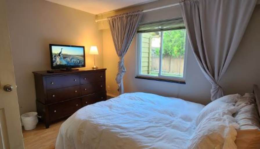 Gina's room