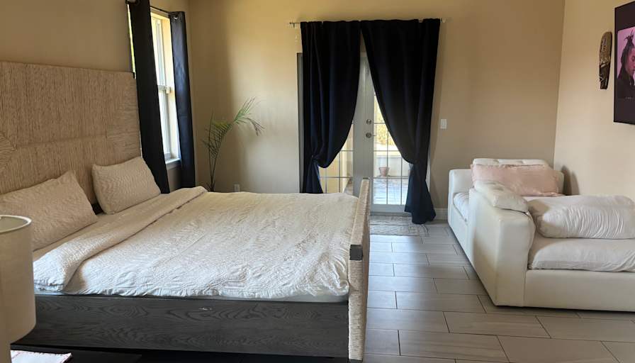 Jamila Romeo's room