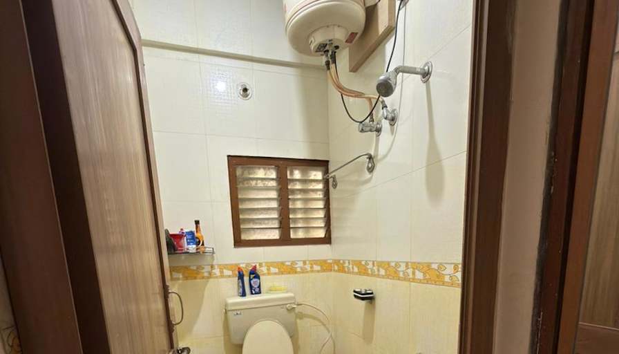 Mayur's room