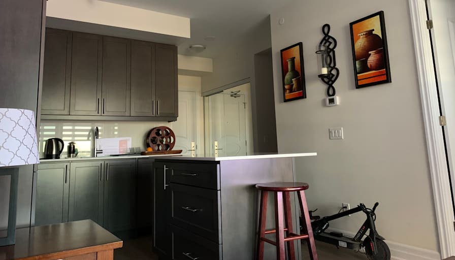 Didier's room