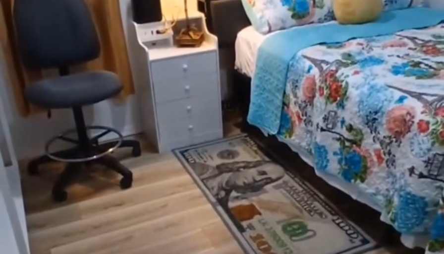 Rigoberto's room