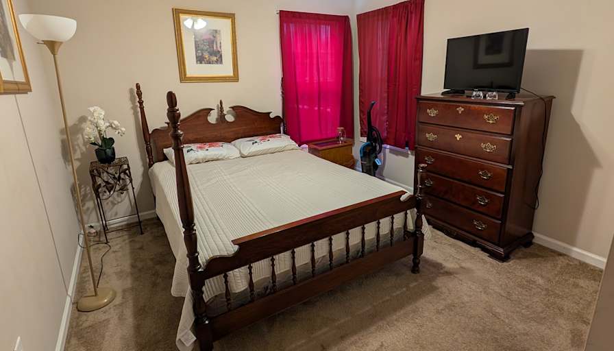 Shawn Lake's room