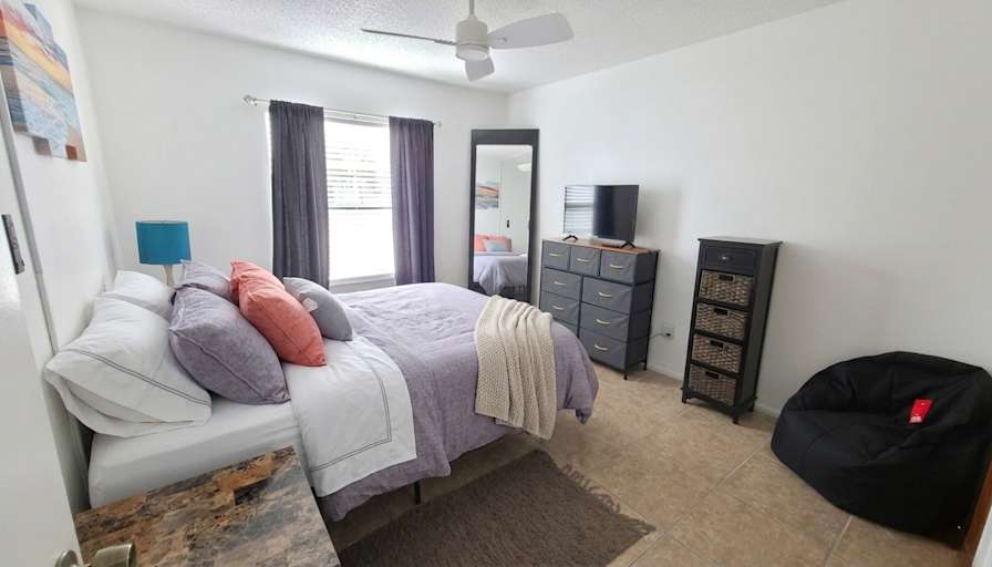 George L's room