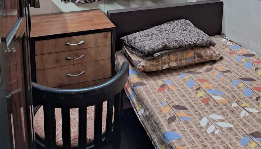 V G Abraham's room
