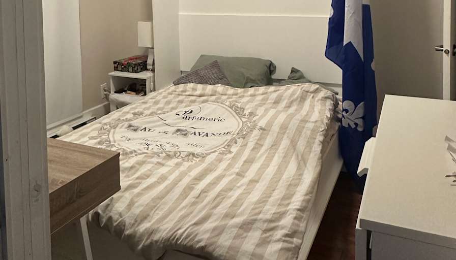 Hatim's room