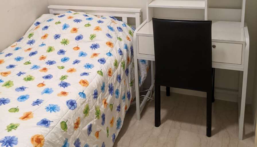 Manuel's room