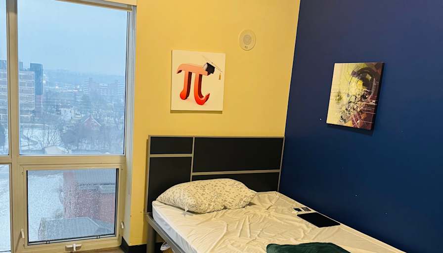Ali's room