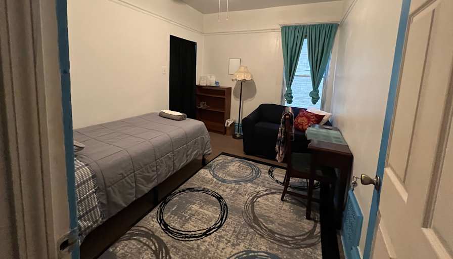 Cote's room