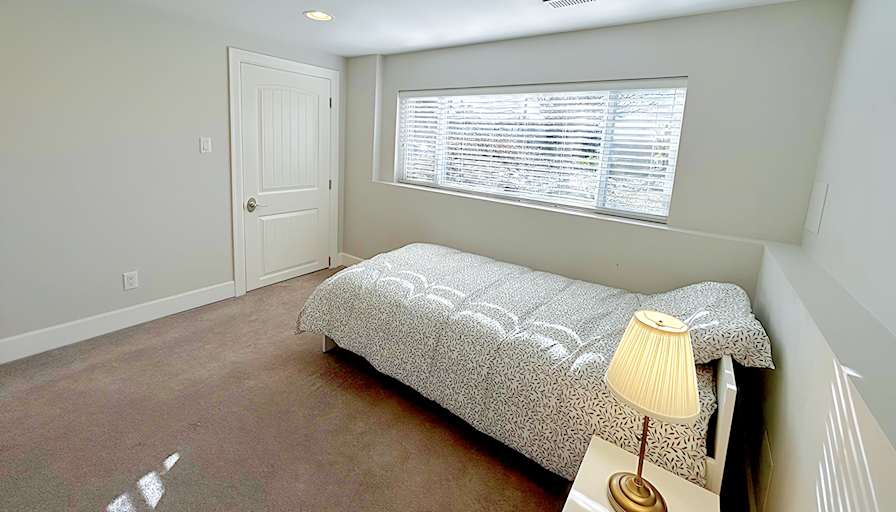 Shahram's room
