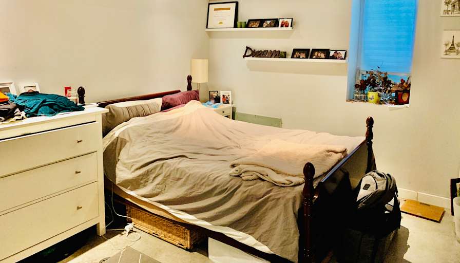 Rodney Property Manager's room
