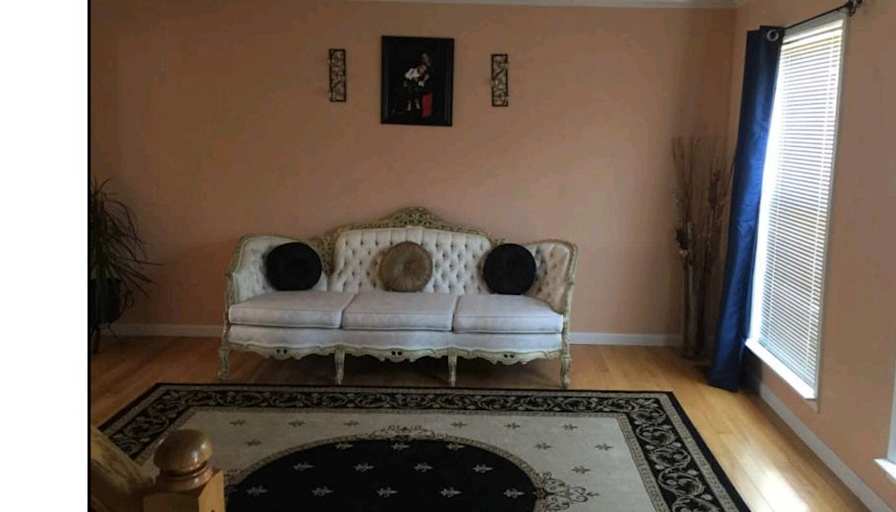 Max's room