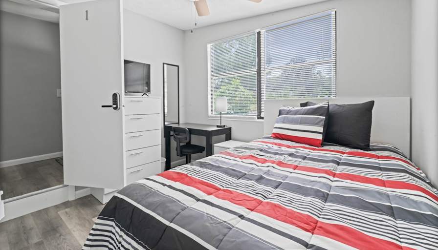 PadSplit's room