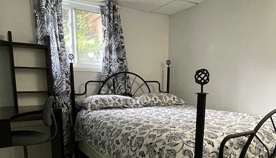 Stephanie's room