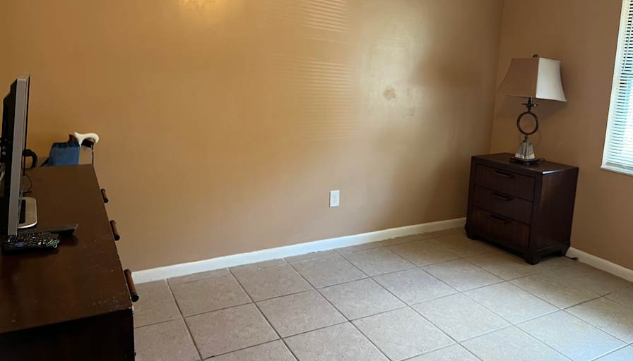 Shelly's room
