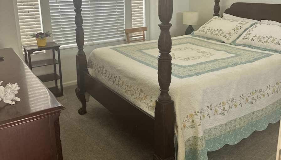edgar's room