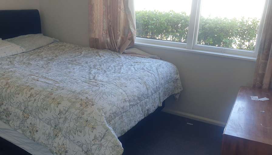 Emmanuel Chakwizira's room