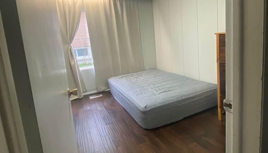 Jisu Lee's room