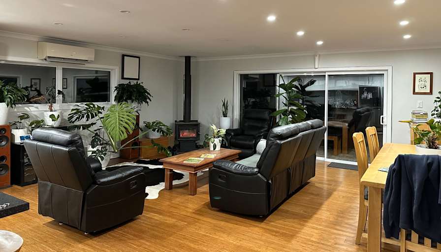 Tony's room