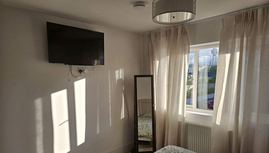 palenjady JUGDEWO's room
