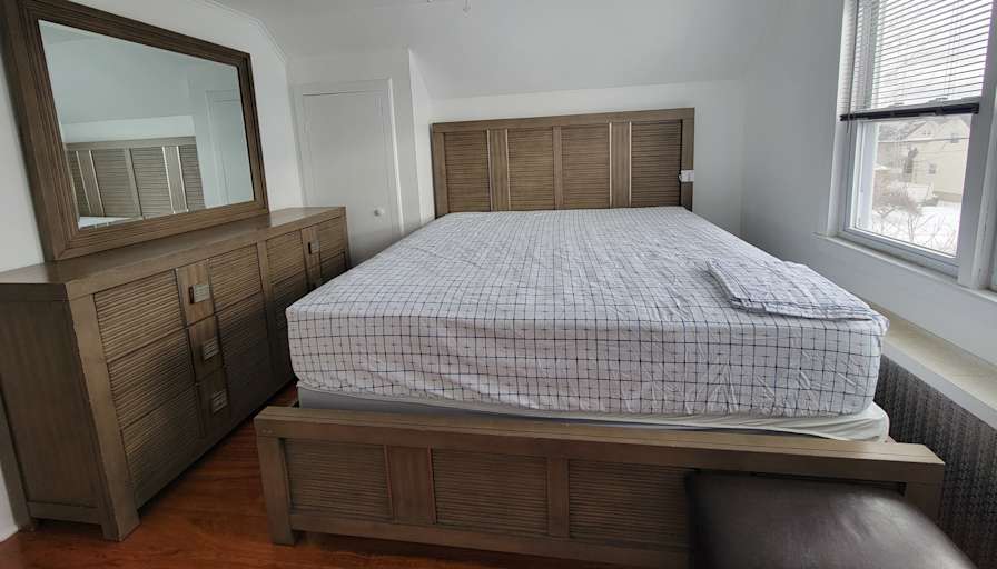 Min's room