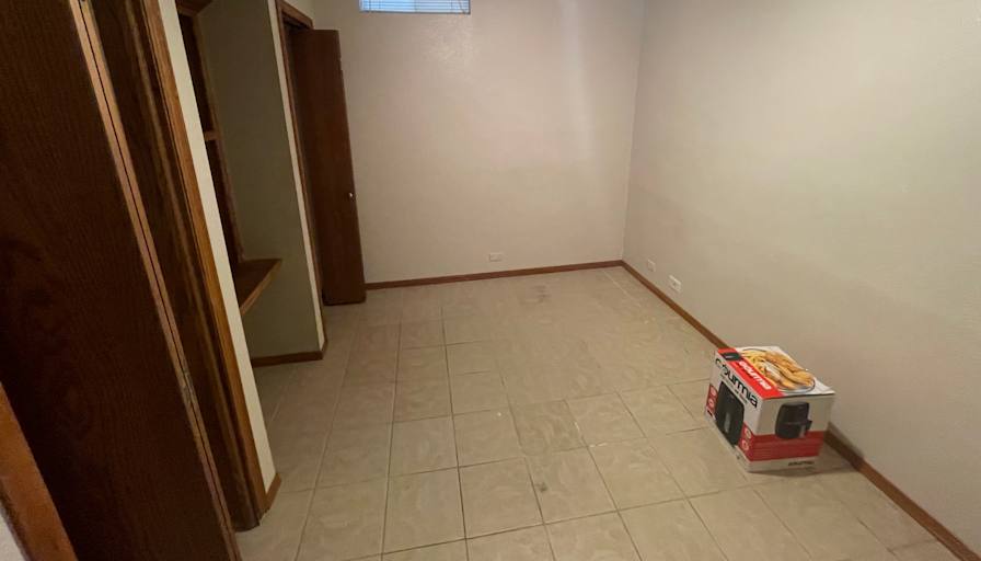 Simon's room