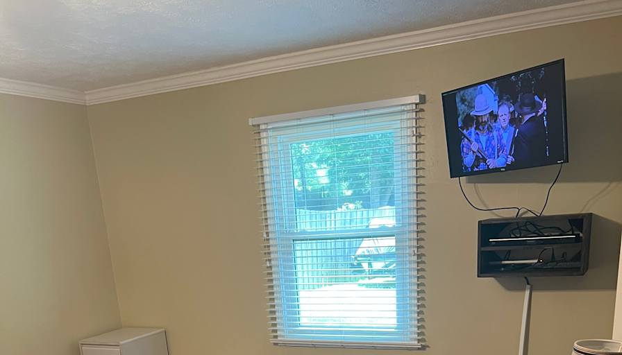 Daniel Jones's room