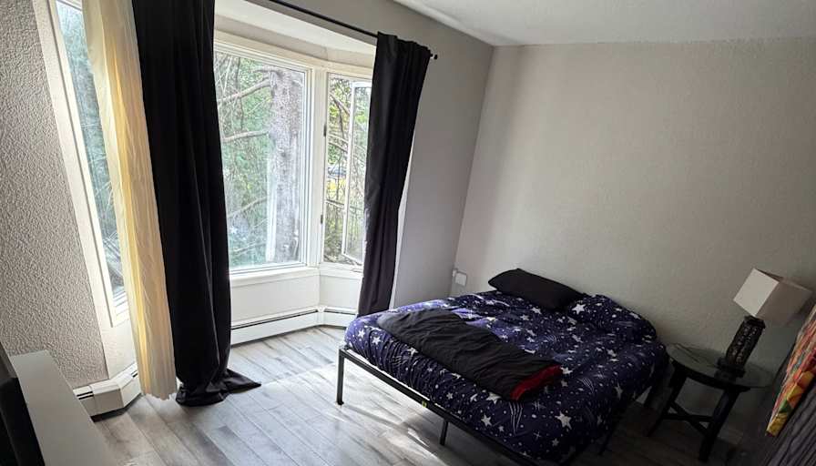 Sam's room
