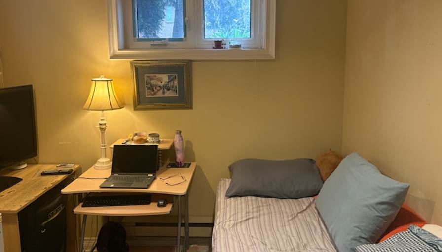 KEVIN's room