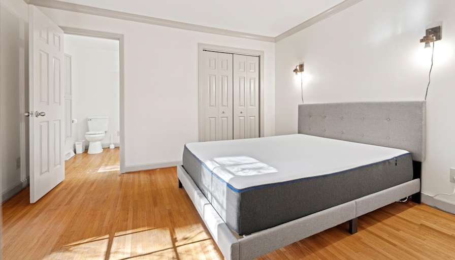 Upvillage's room