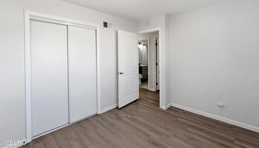 Jen's room