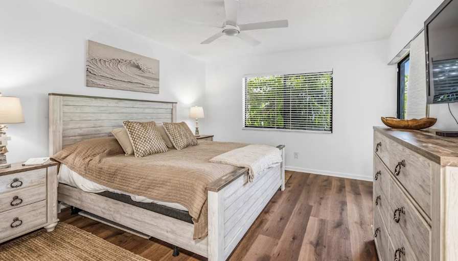 Andrea's room