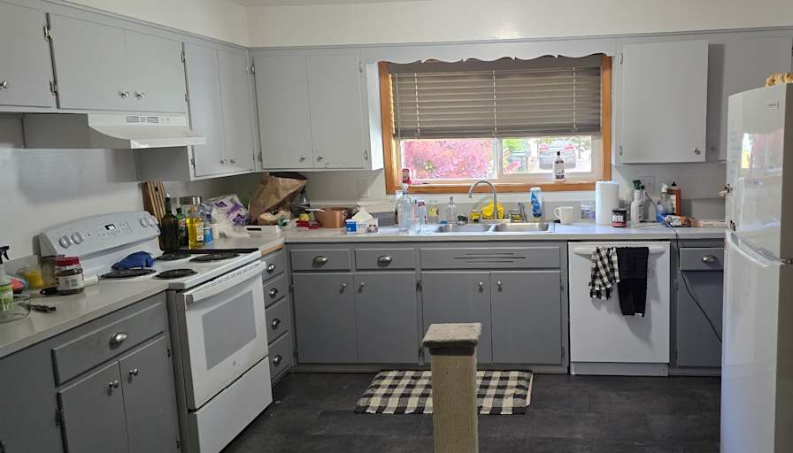 Brandon Jordan's room